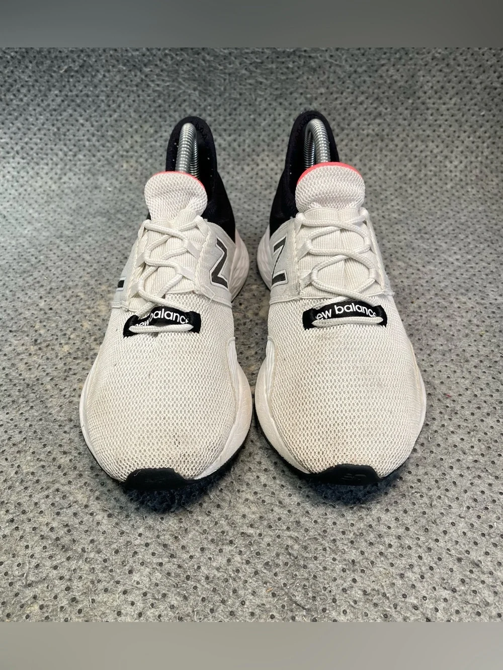 New Balance Roav White Running Shoes Size 7.5 Women’s_3